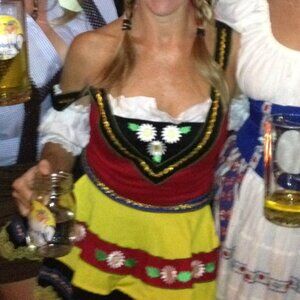 WOMENS HALLOWEEN COSTUME!  Swedish Sweetie